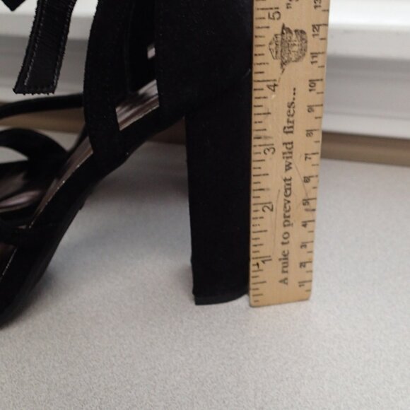 Chelsea Moreland High Heels Size 7.5 - Picture 5 of 7